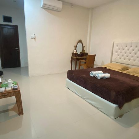 Wl Guesthouse Labuan Bajo Exteriér fotografie